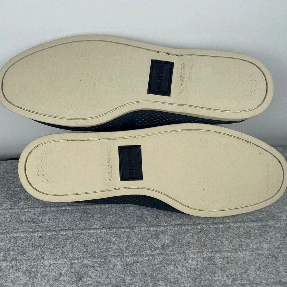 Tommy Hilfiger men's 10.5 navy blue and white boat shoes, deck loafers, leather